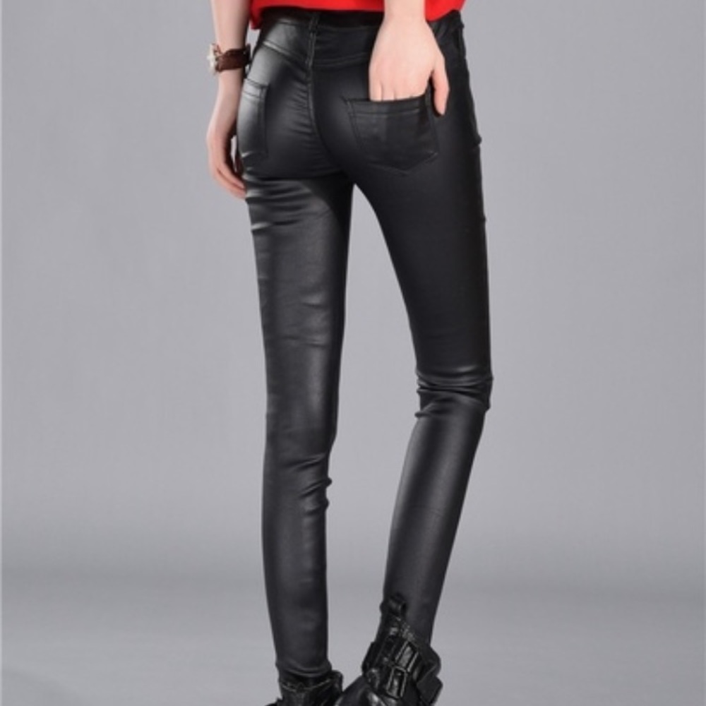 NWT Black faux leather pants🖤 - Picture 2 of 5